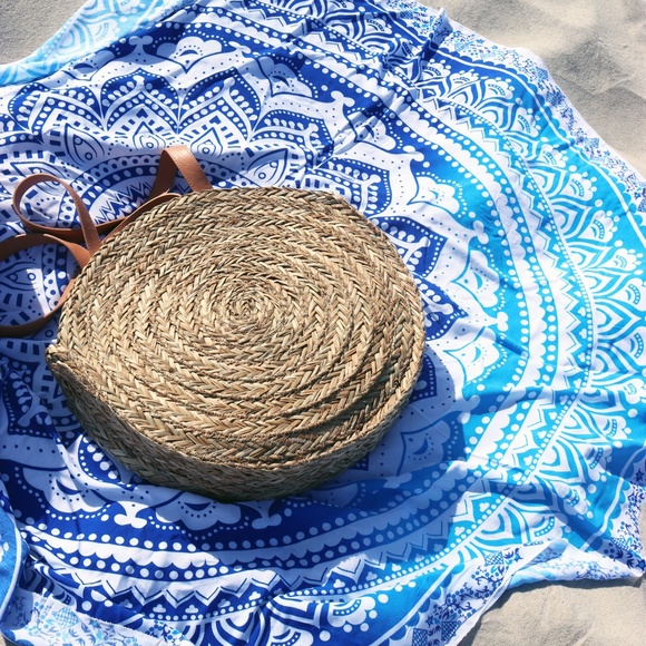 🎊 Host Pick🎉 Bohemian Blue Mandala Beach Yoga Throw - Picture 5 of 16